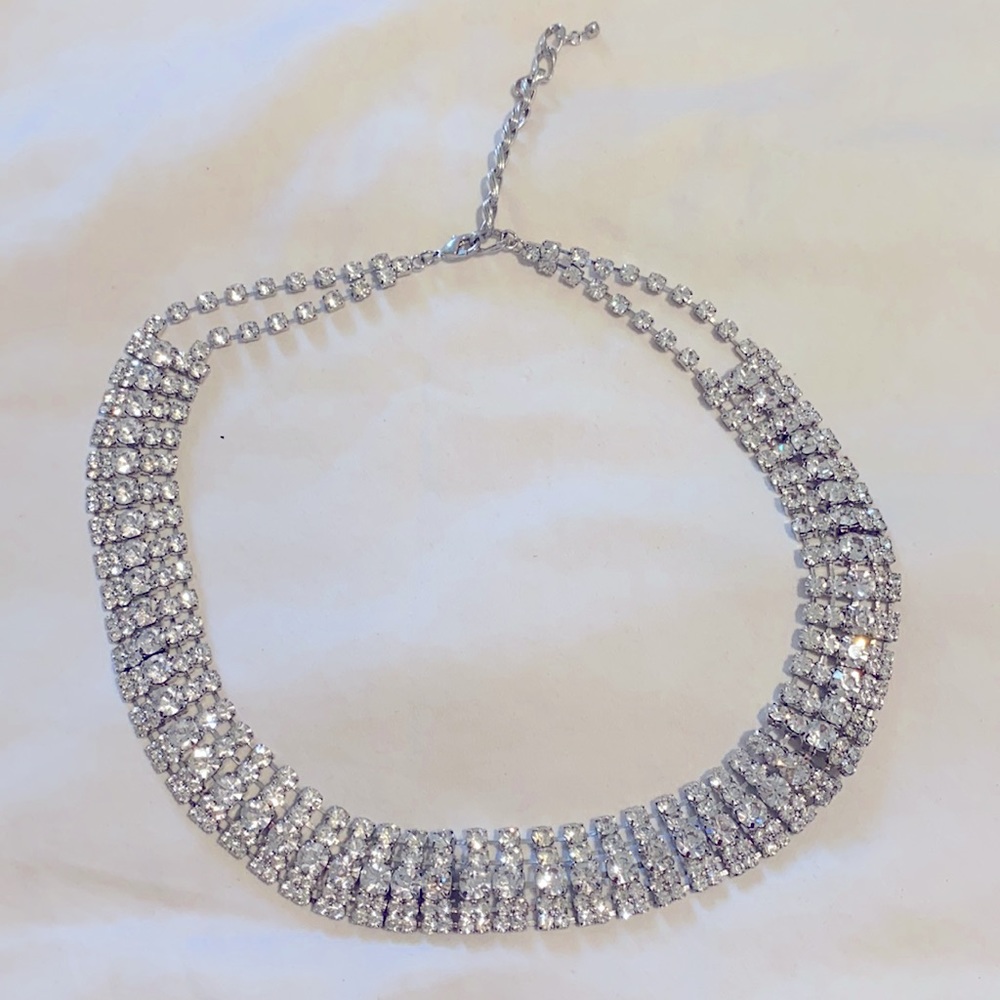Studded necklace